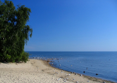 Morze, góry i jeziora.